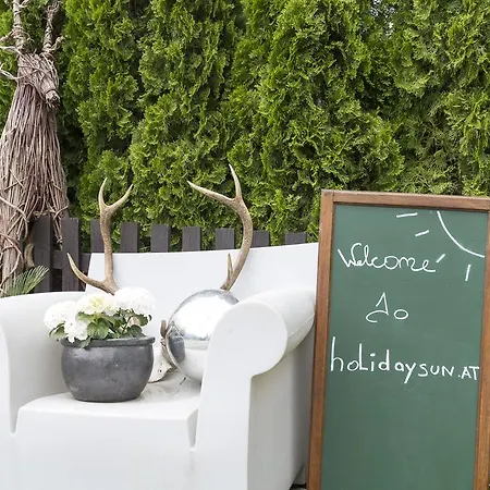 Appartements-holidaysun Apartament *